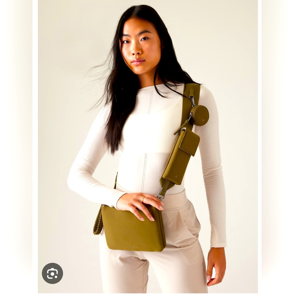 Athleta Revive Modular Crossbody Bag Olive like new!